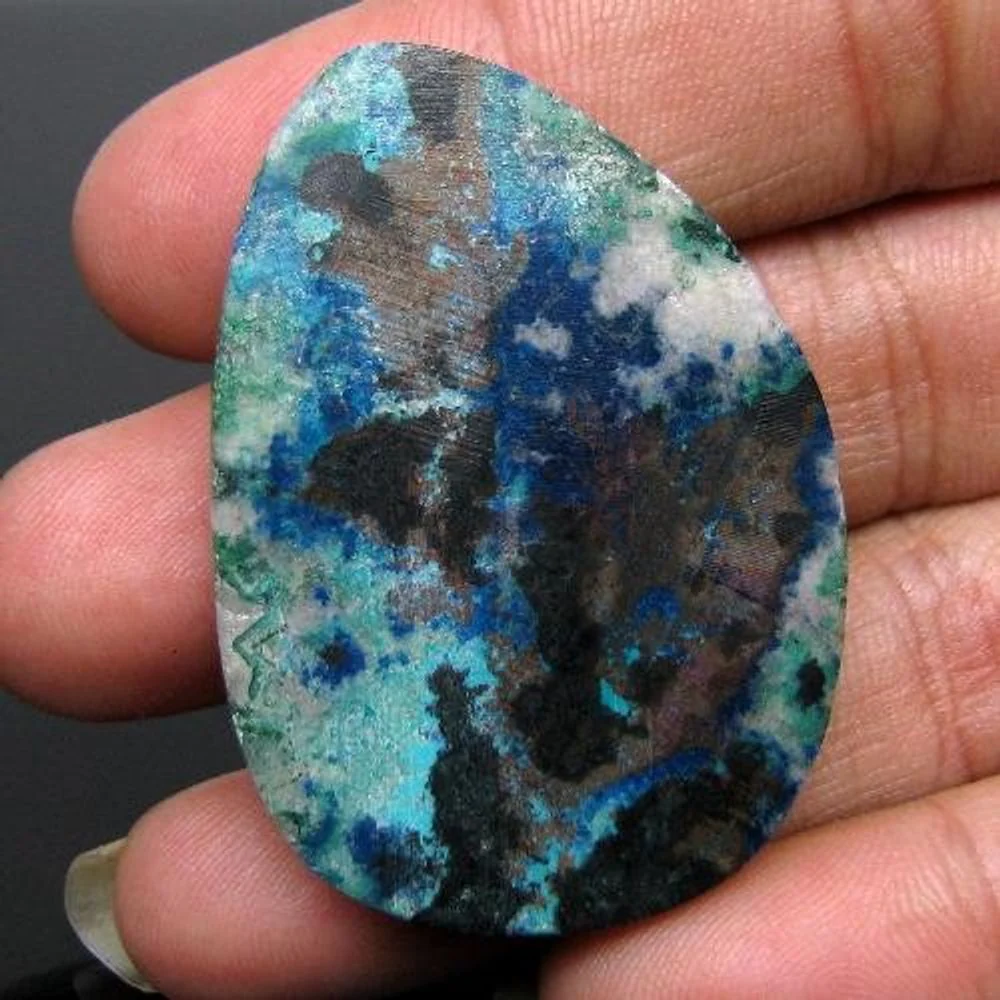 109.1Ct Natural Chrysocolla Gemstone – Vibrant Blue Green Earth Stone - Image 3