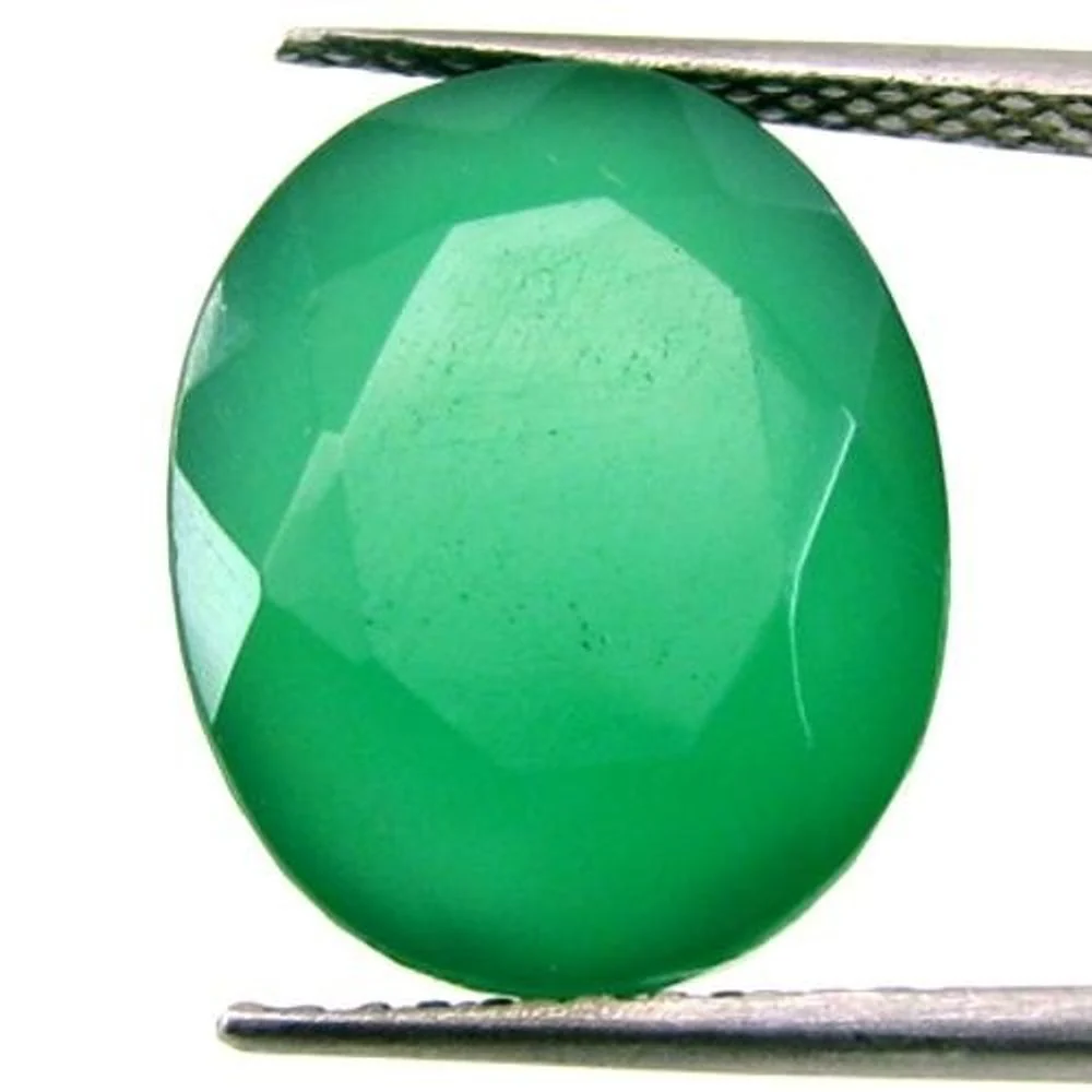10CT Genuine Green Onyx Crystal – Rich Green Gemstone for Rings, Pendants & Gifts - Image 2