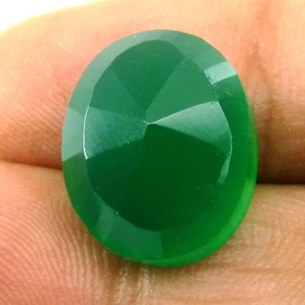 10CT Genuine Green Onyx Crystal – Rich Green Gemstone for Rings, Pendants & Gifts - Image 3