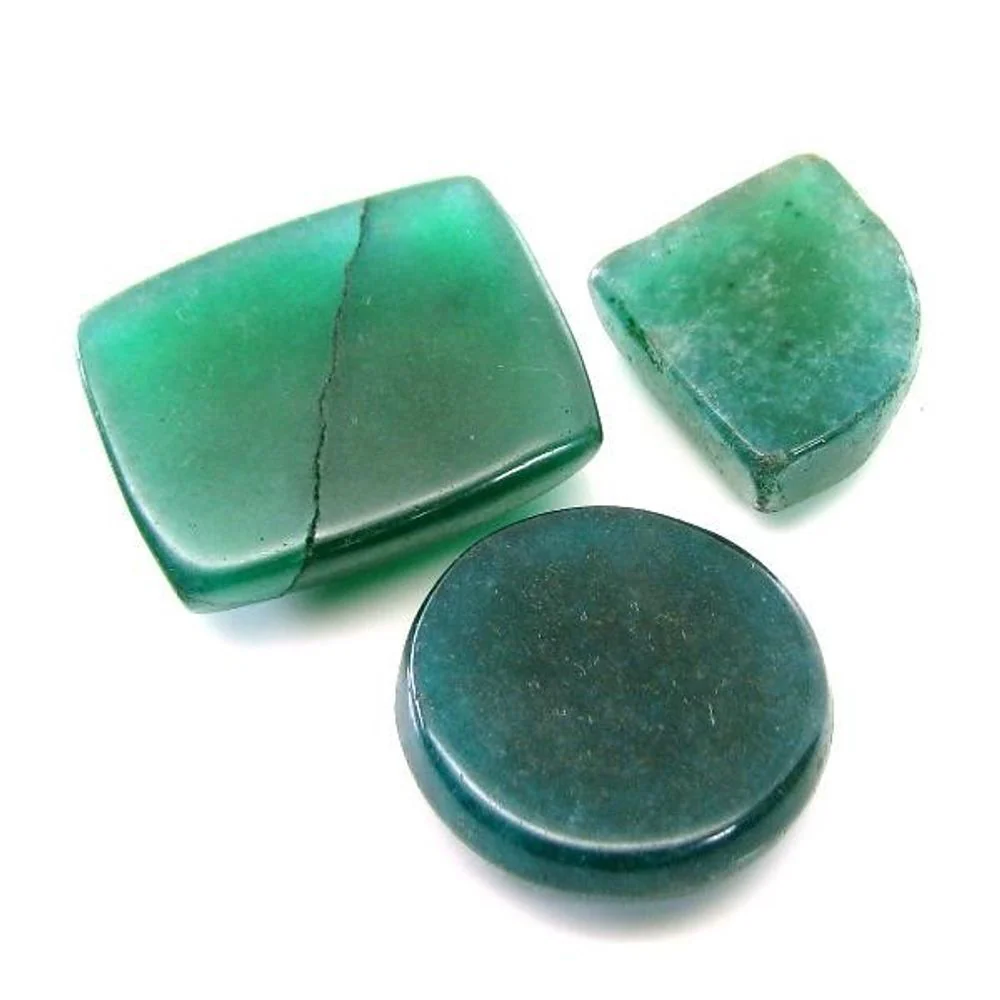 137.6Ct Genuine Green Quartz Crystal – Hand Carved Designer Gemstone - 3pc Lot - Image 3