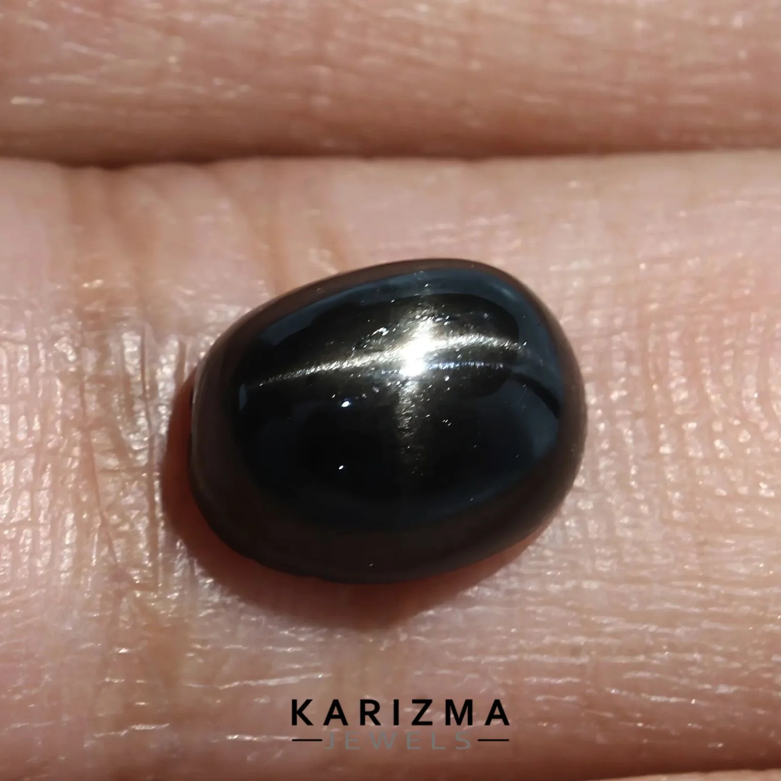 2.65Ct Natural Black Star Oval Gemstone - Image 2