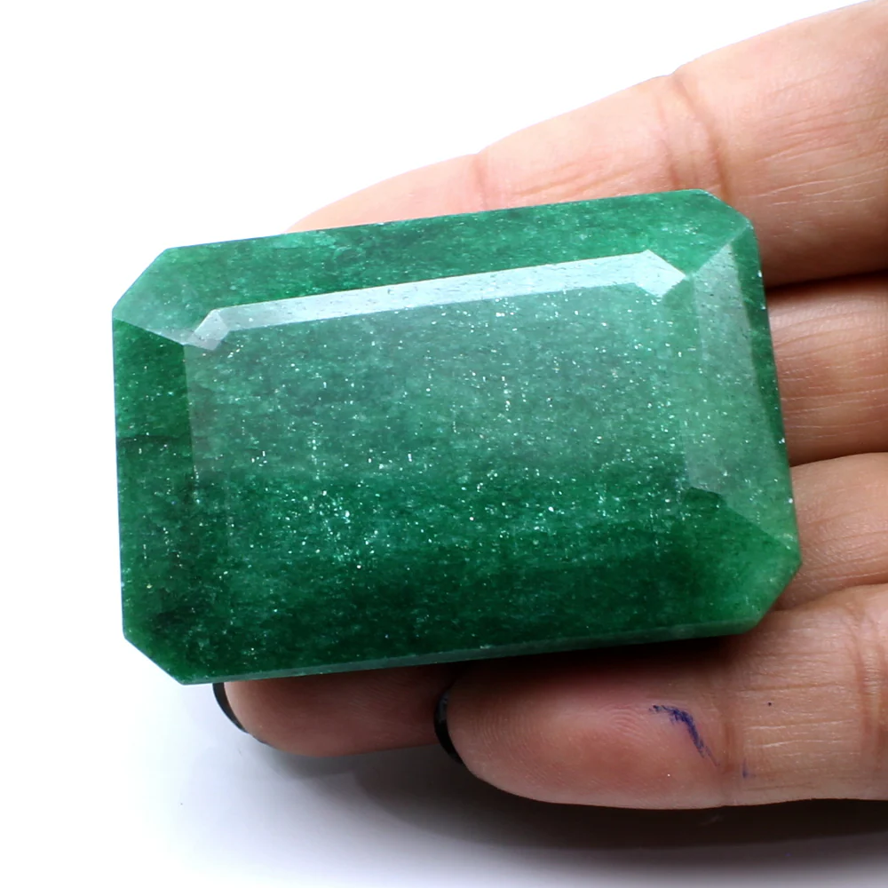 360.5Ct Emerald Gemstone – Rich Green Rectangular Cut Jewelry Stone - Image 3