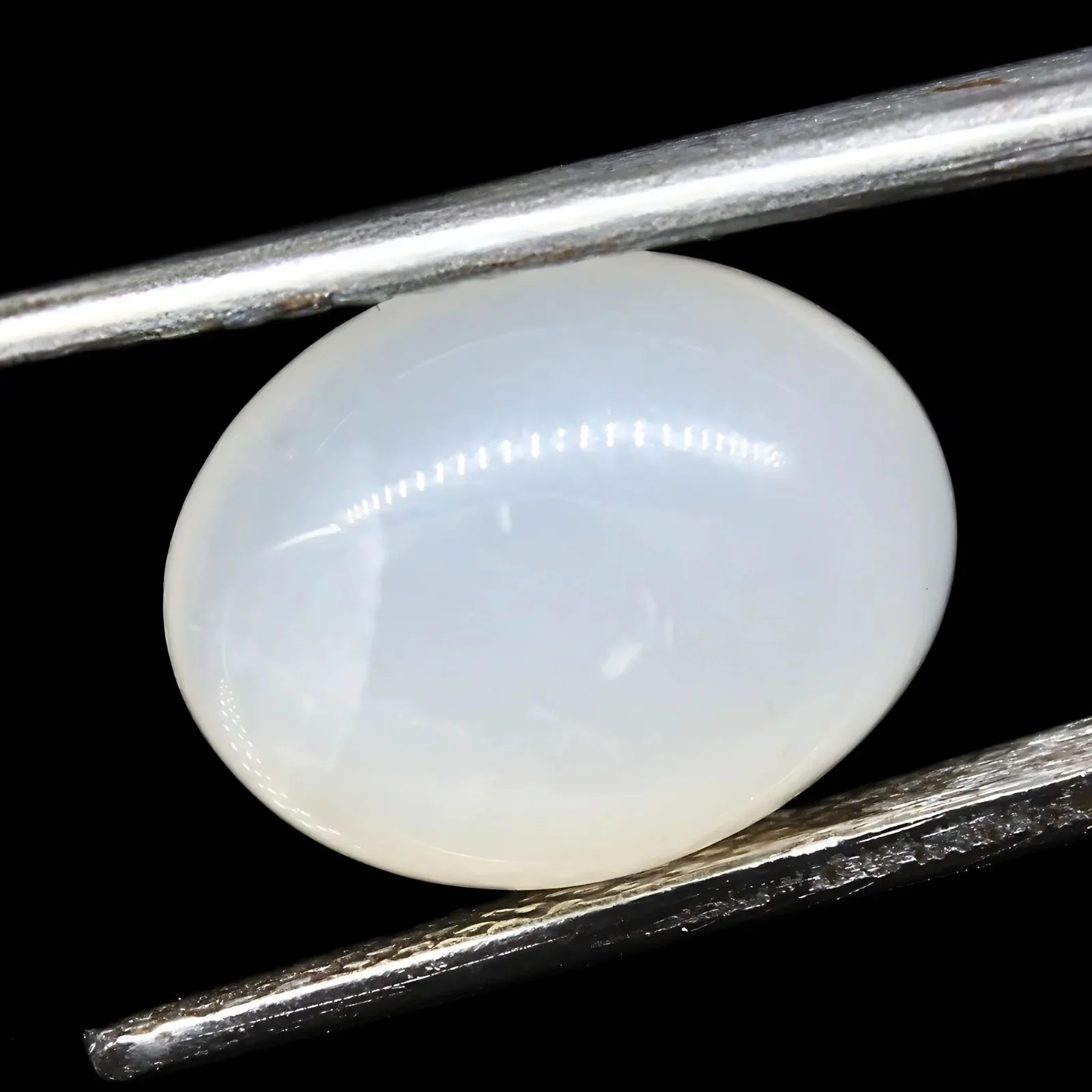 5.2Ct Natural Cloudy white Moonstone Oval Rashi Birthstone Gemstone
