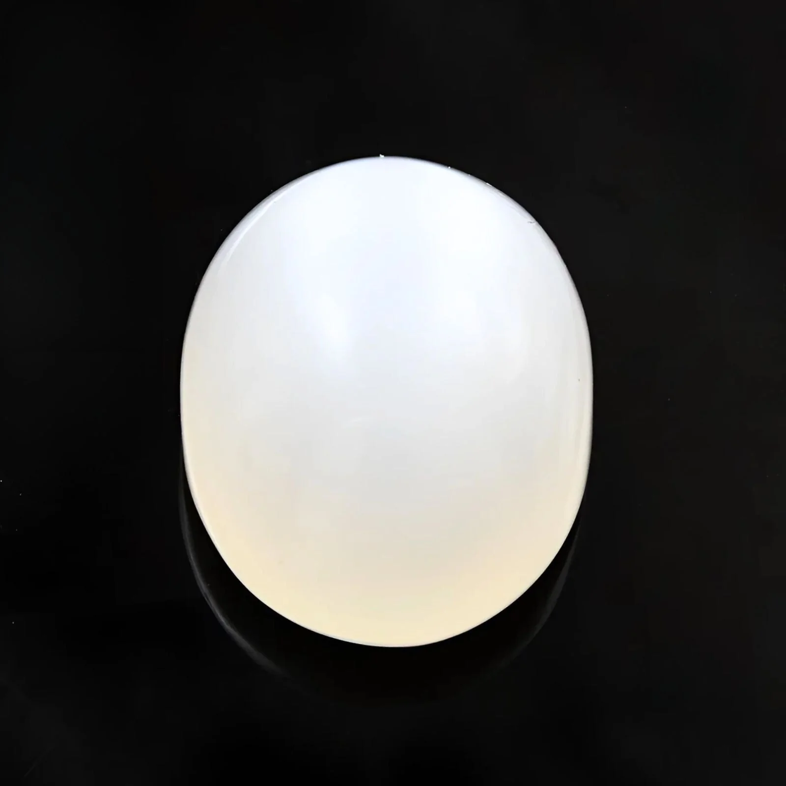 5.7Ct Natural Moonstone Calming Glow Gemstone - Image 3