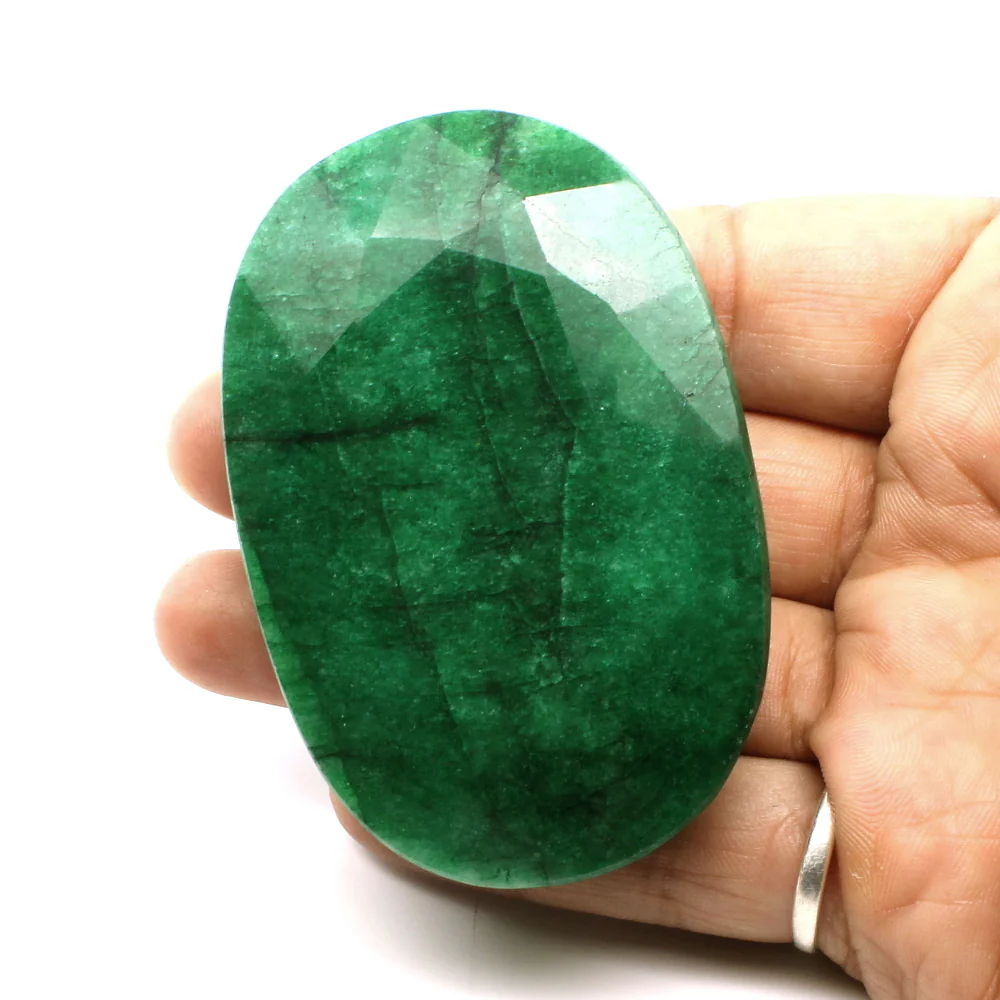 537.8Ct Natural Green Emerald Oval Shape Astrology Gemstone - Image 3