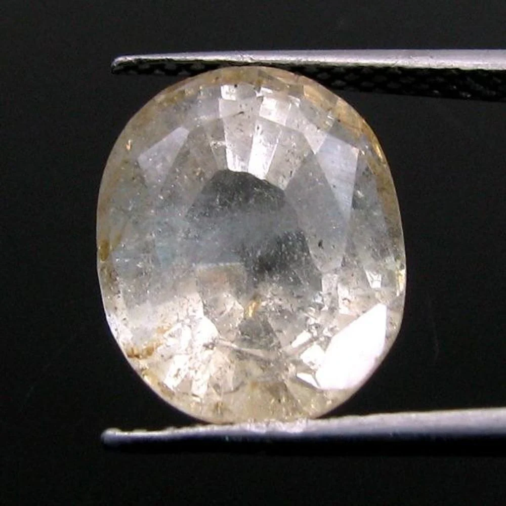 9.4Ct Natural White Topaz Oval Faceted Gemstone - Image 3