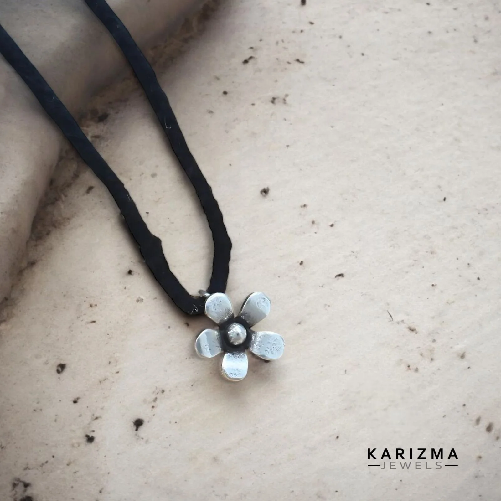 925 Real Silver pretty gifts Oxidized flower Pendant for Women & Girl's