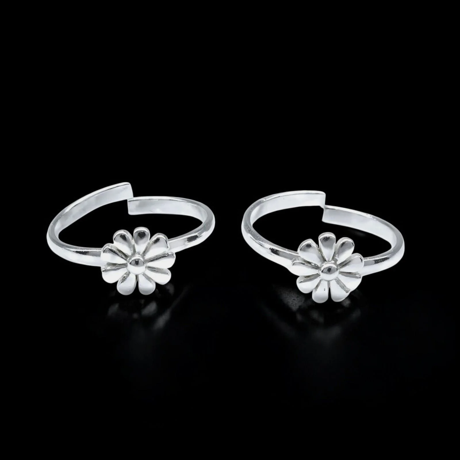 925 Real Sterling Silver Indian women floral style Toe Ring - Pair - Image 2