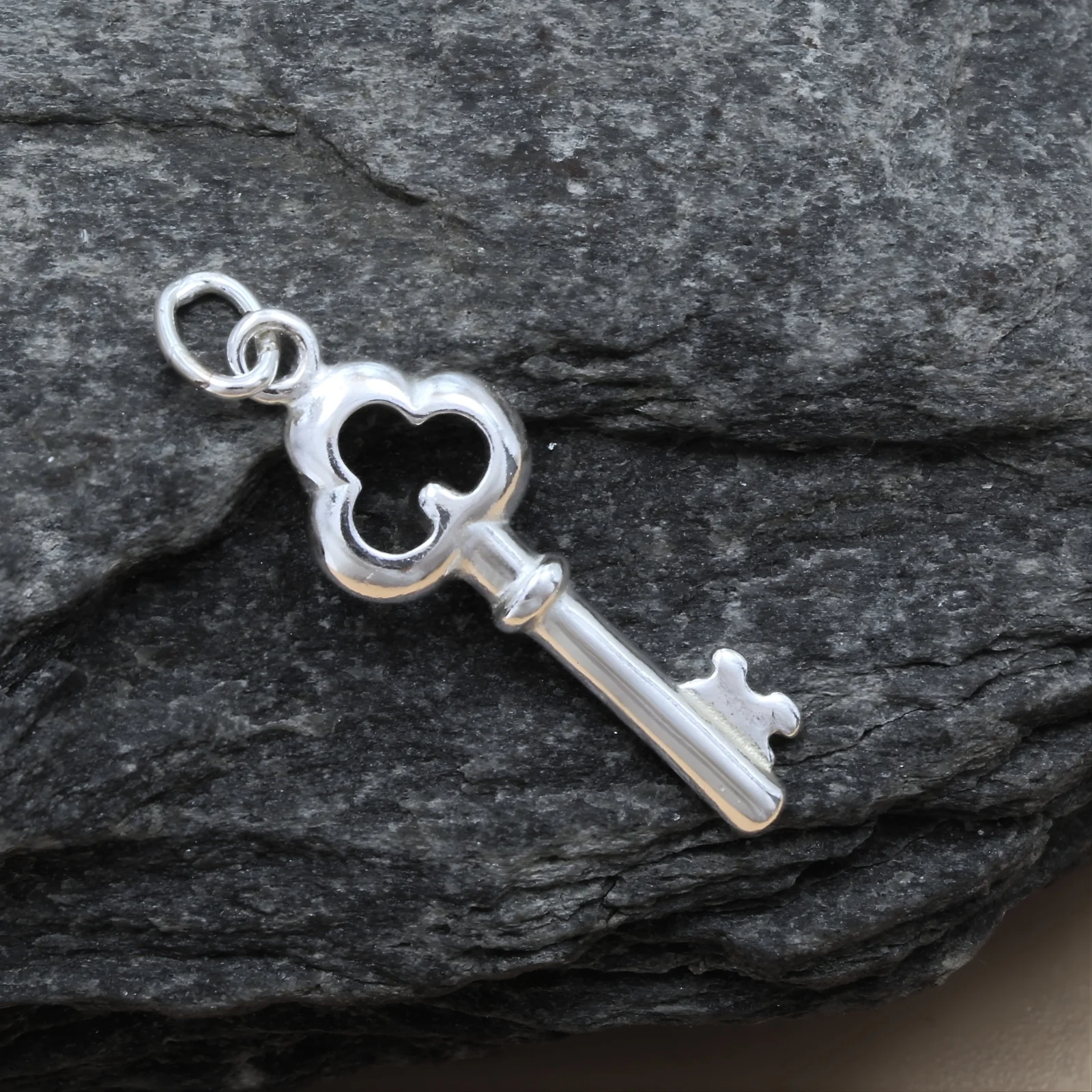 925 Real Sterling Silver key charm Pendant - Image 2
