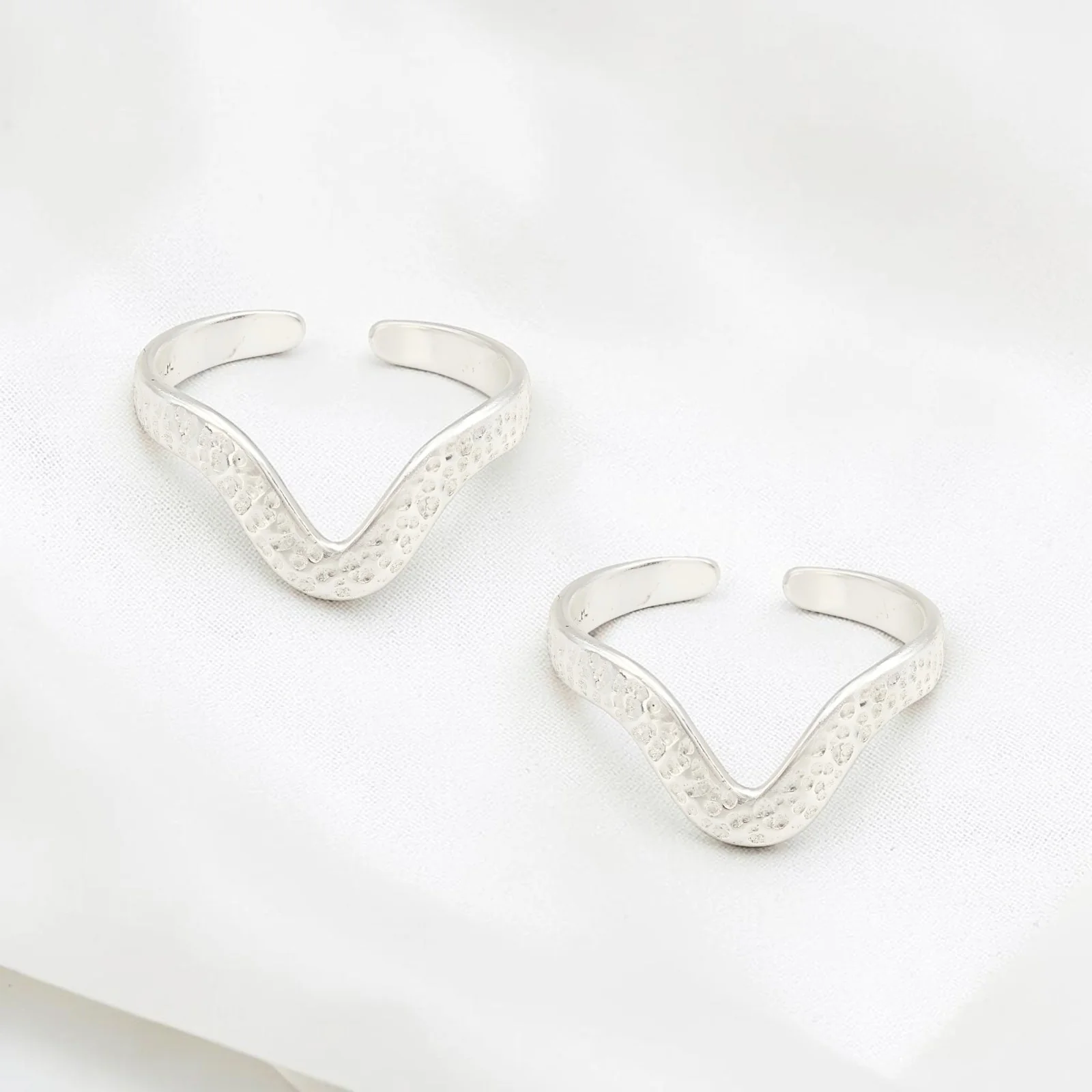 925 Real Sterling Silver women Chevron Toe Ring - Pair