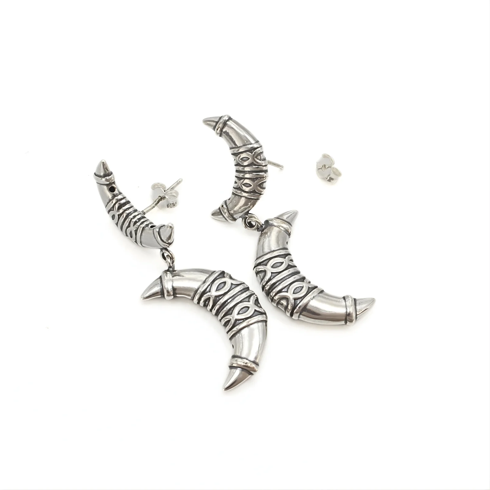 925 Sterling Silver Oxidised Tribal Claw Half Hoop Stud Earrings - Image 4