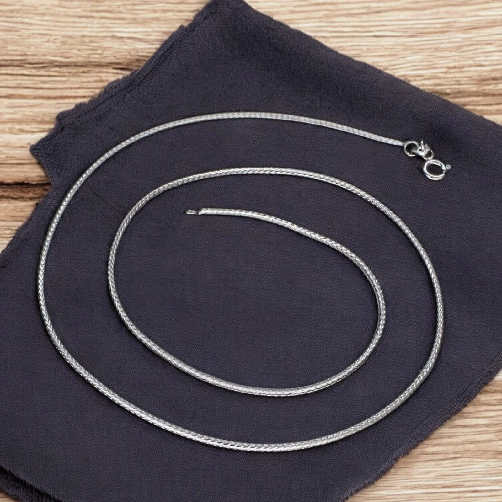 925 Sterling Silver V shape Neck Chain 18"