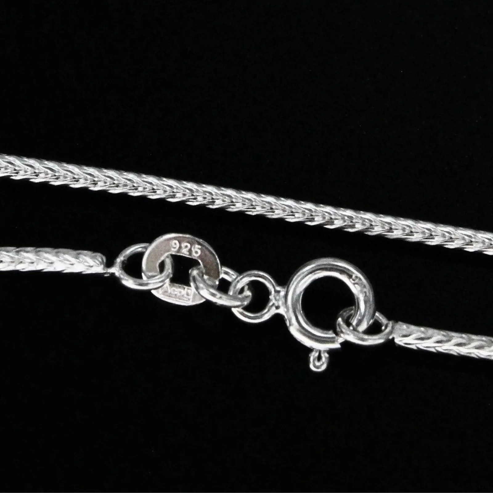 925 Sterling Silver V shape Neck Chain 18" - Image 4