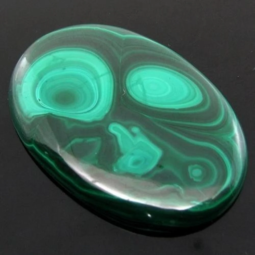 99Ct Luxury Malachite Stone – Rich Green Statement Gemstone