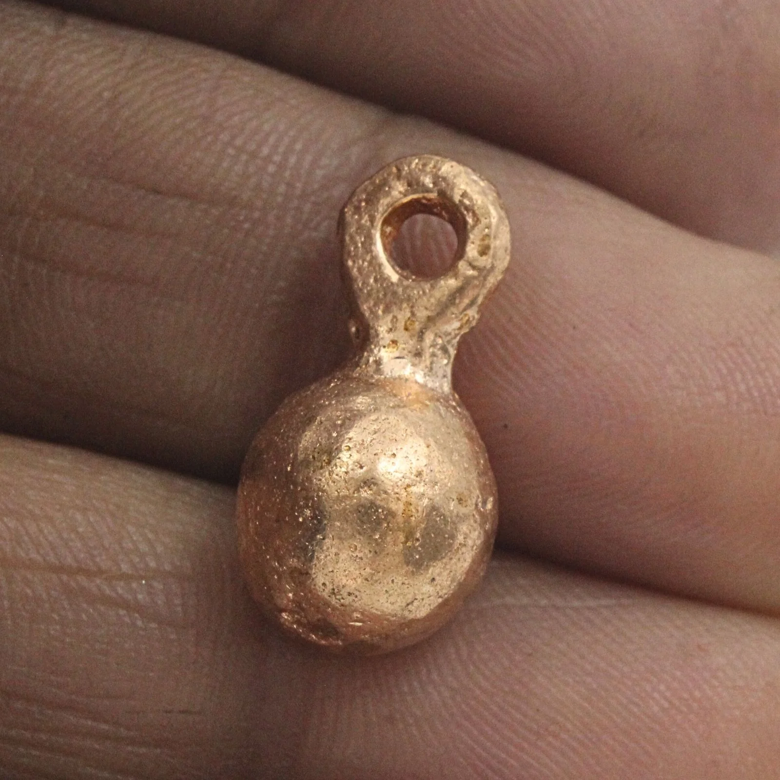 Copper goli Ball Pendant for Lal Kitab remedy - Image 2