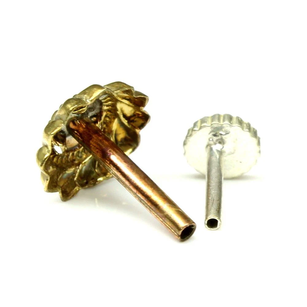 Dainty clover brass nose pin - Image 3
