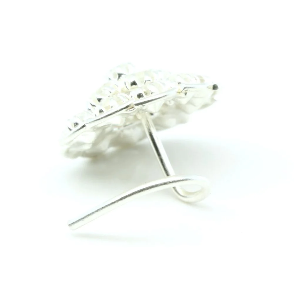 Daisy Cluster Silver women Nose Piercing - Image 3