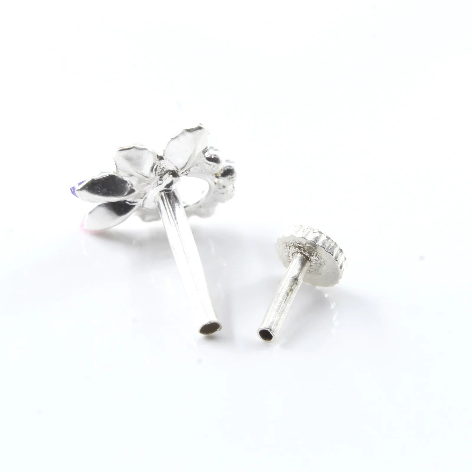 Chroma Bloom Gold Finish Silver Nose Stud - Image 8