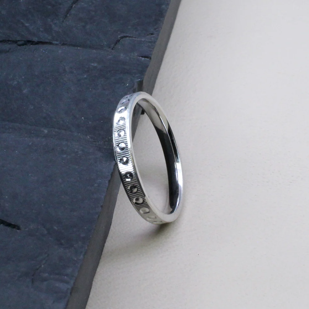 Fine Real Silver Engraved Dots Band Unisex Ring