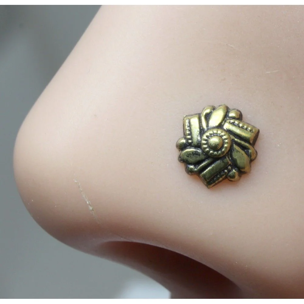 Floral gold finish nose ring/stud - Image 2