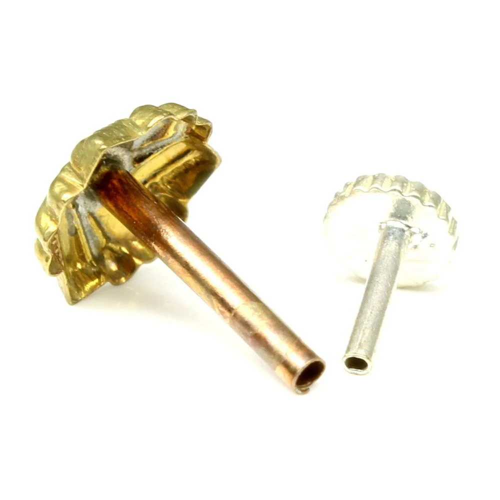 flower-shaped Bengali nose stud - Image 3