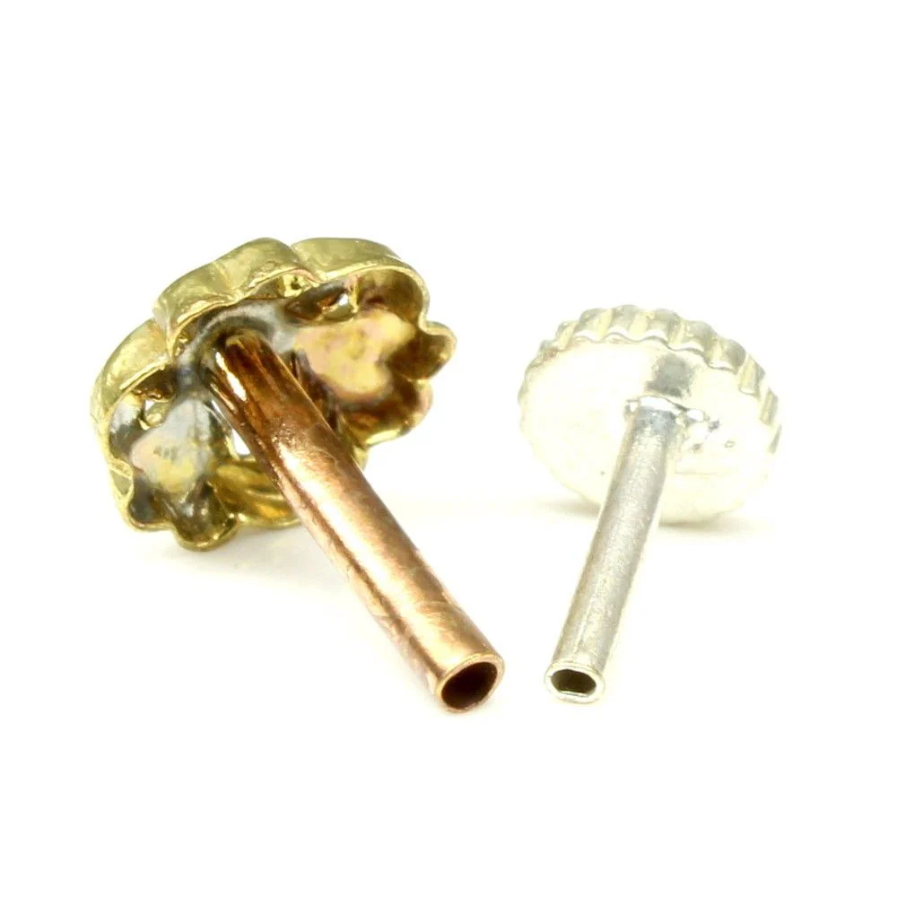 Golden petals floral nose pin - Image 3