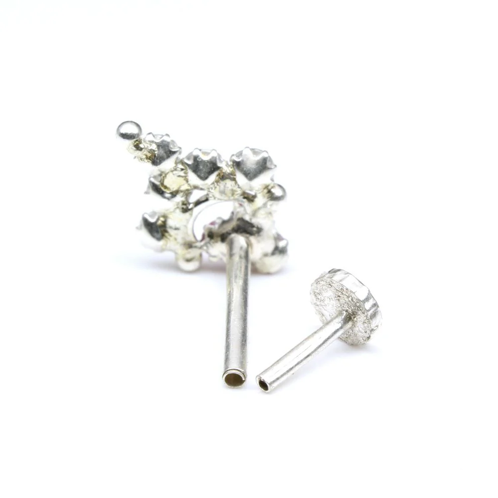 Indian Cluster Silver Nose Piercing - Image 3