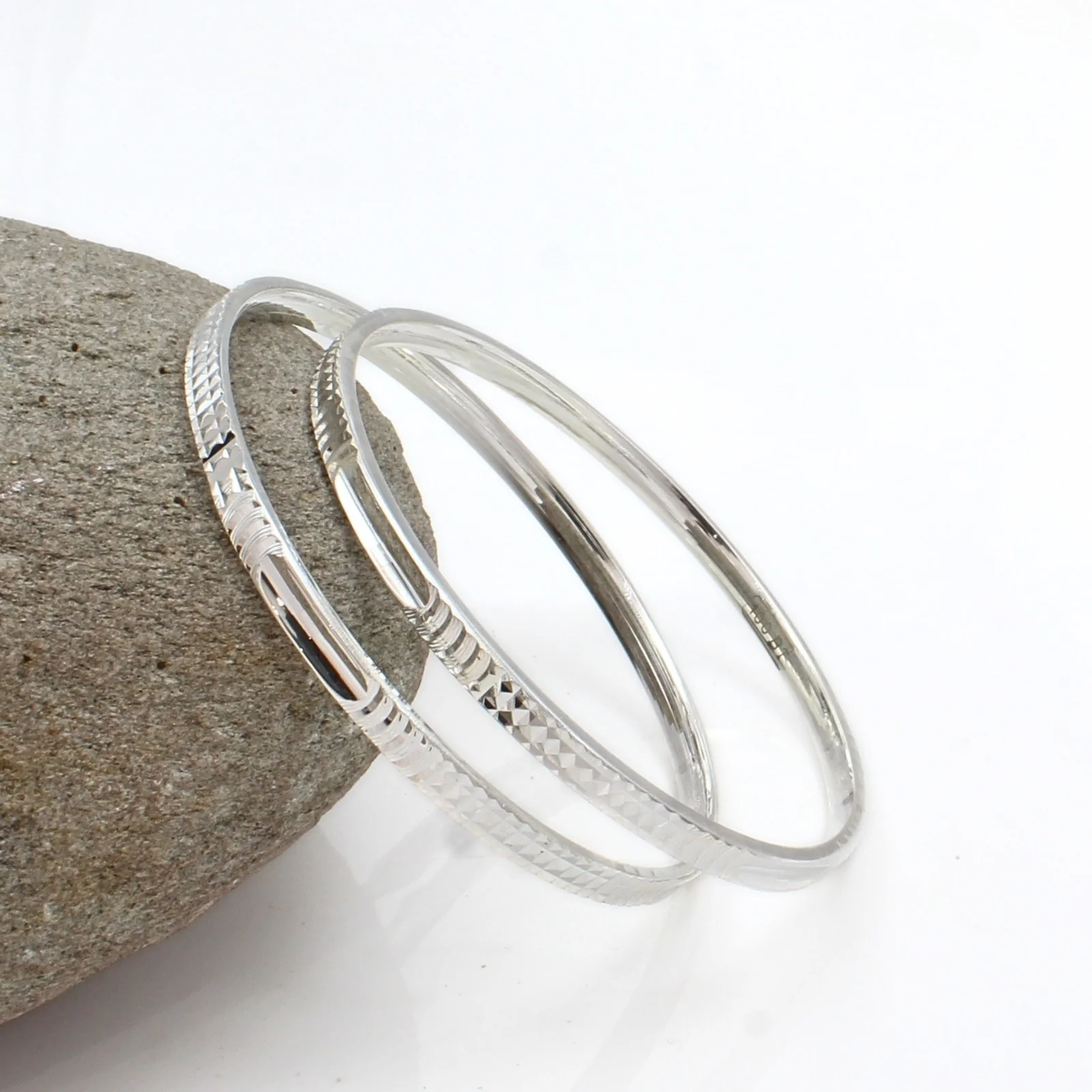 Intricate Cutouts 999 Pure Silver women Bangles Bracelet (Kangan) Pair - 5.8 CM