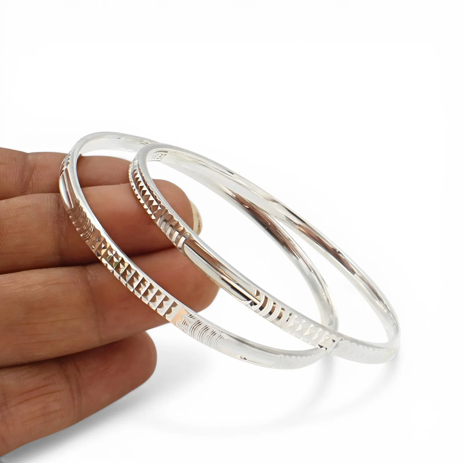 Intricate Cutouts 999 Pure Silver women Bangles Bracelet (Kangan) Pair - 5.8 CM - Image 2