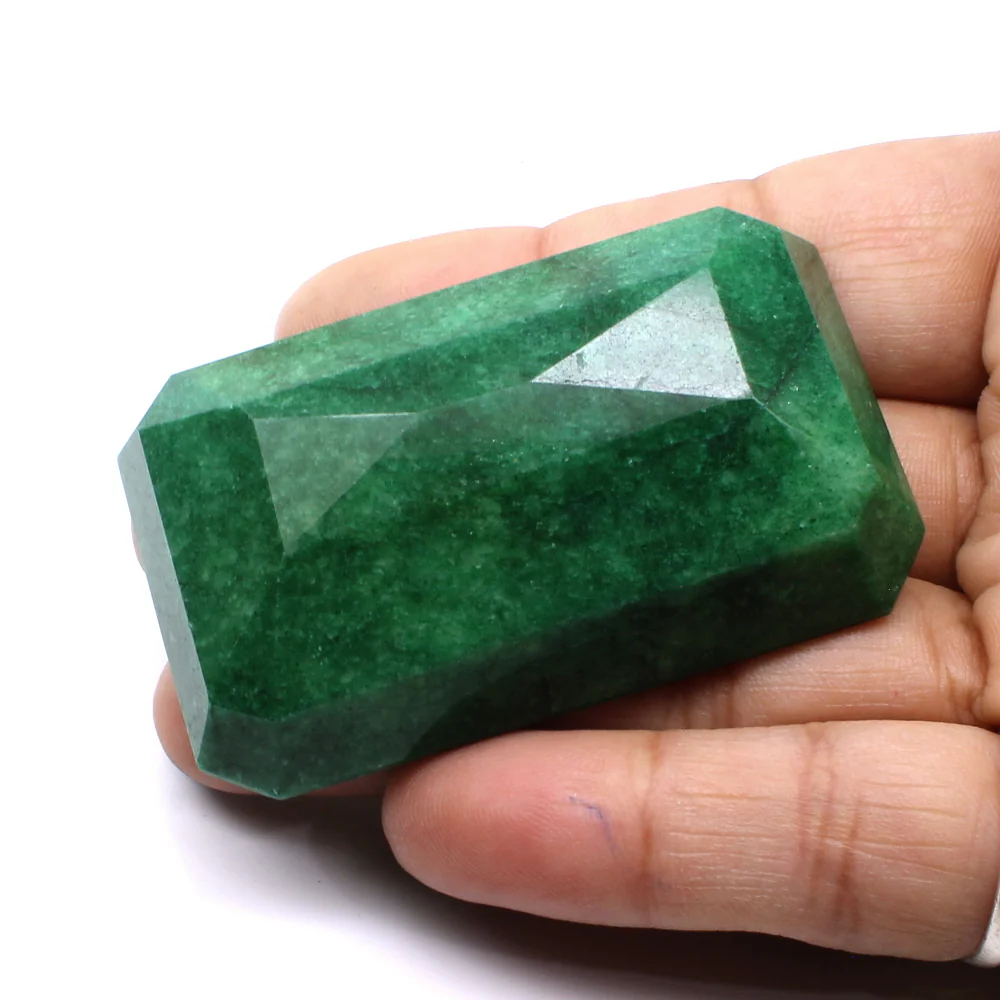 Large Rectangle 297.8Ct Natural Green Emerald Gemstone - Image 4