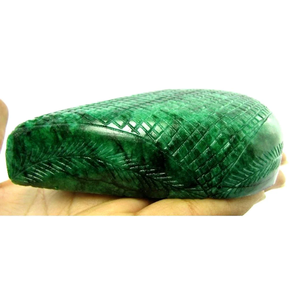 Massive 1475Cts Green Emerald – Hand Carved Premium Collectible Stone - Image 2