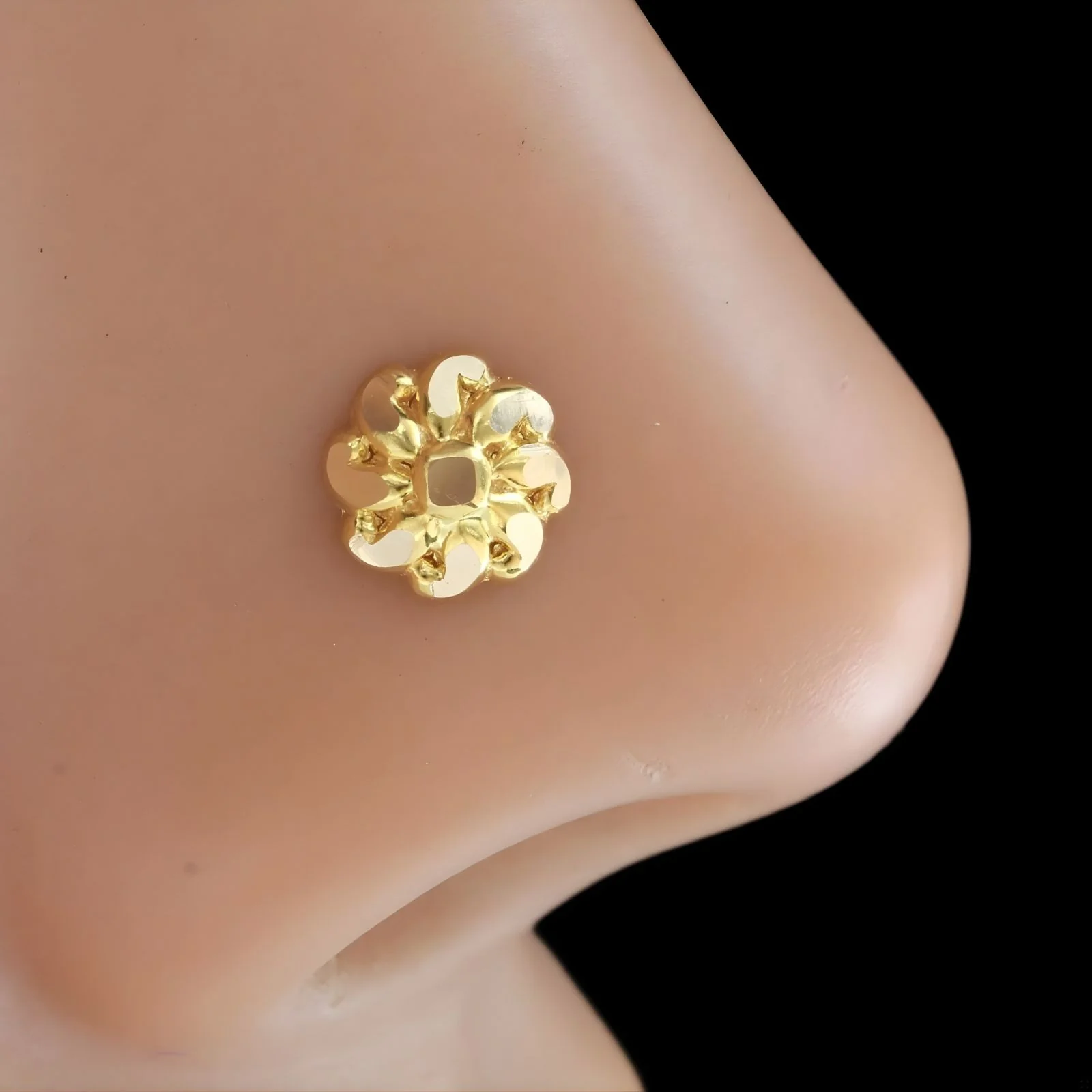 Handcrafted 18K Gold Floral Nose\Ear Stud – Screw Back Nose Pin Made in India - Image 3