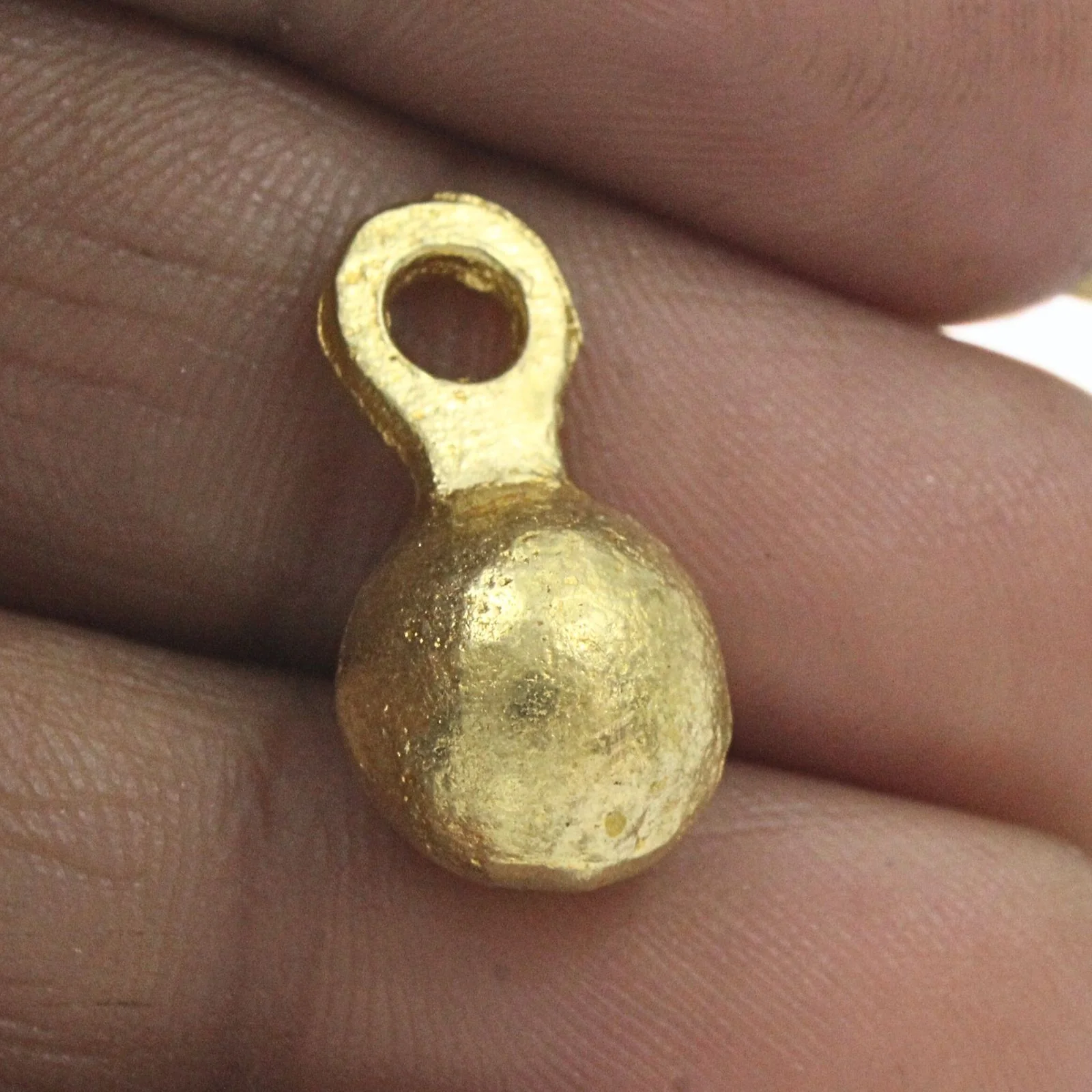 Pital ki goli Pure Brass Ball Pendant for Lal Kitab remedy and Astrology - Image 2