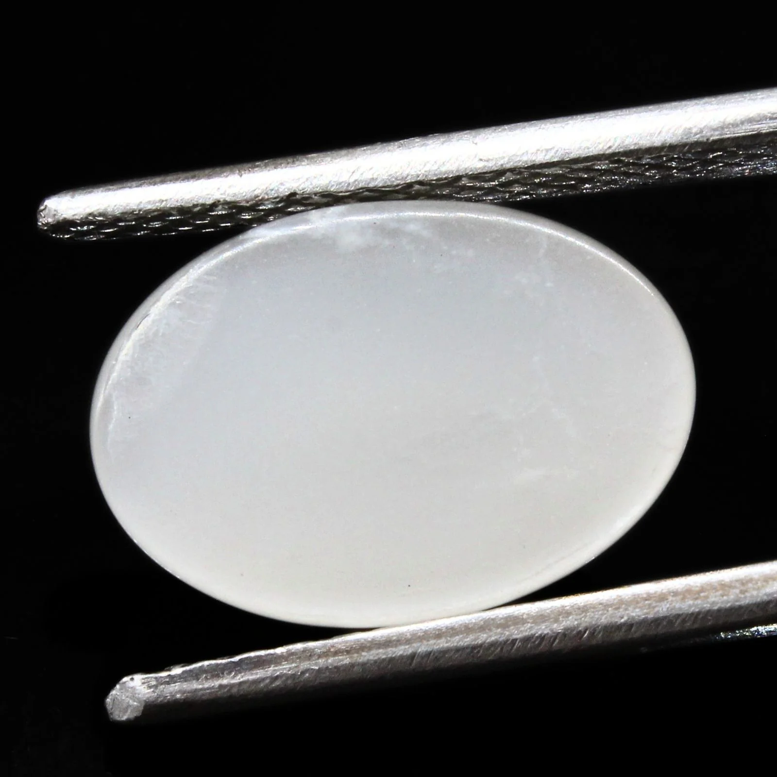 Popular 4.6Ct Natural Cloudy white Moonstone Oval Gemstone - Image 2