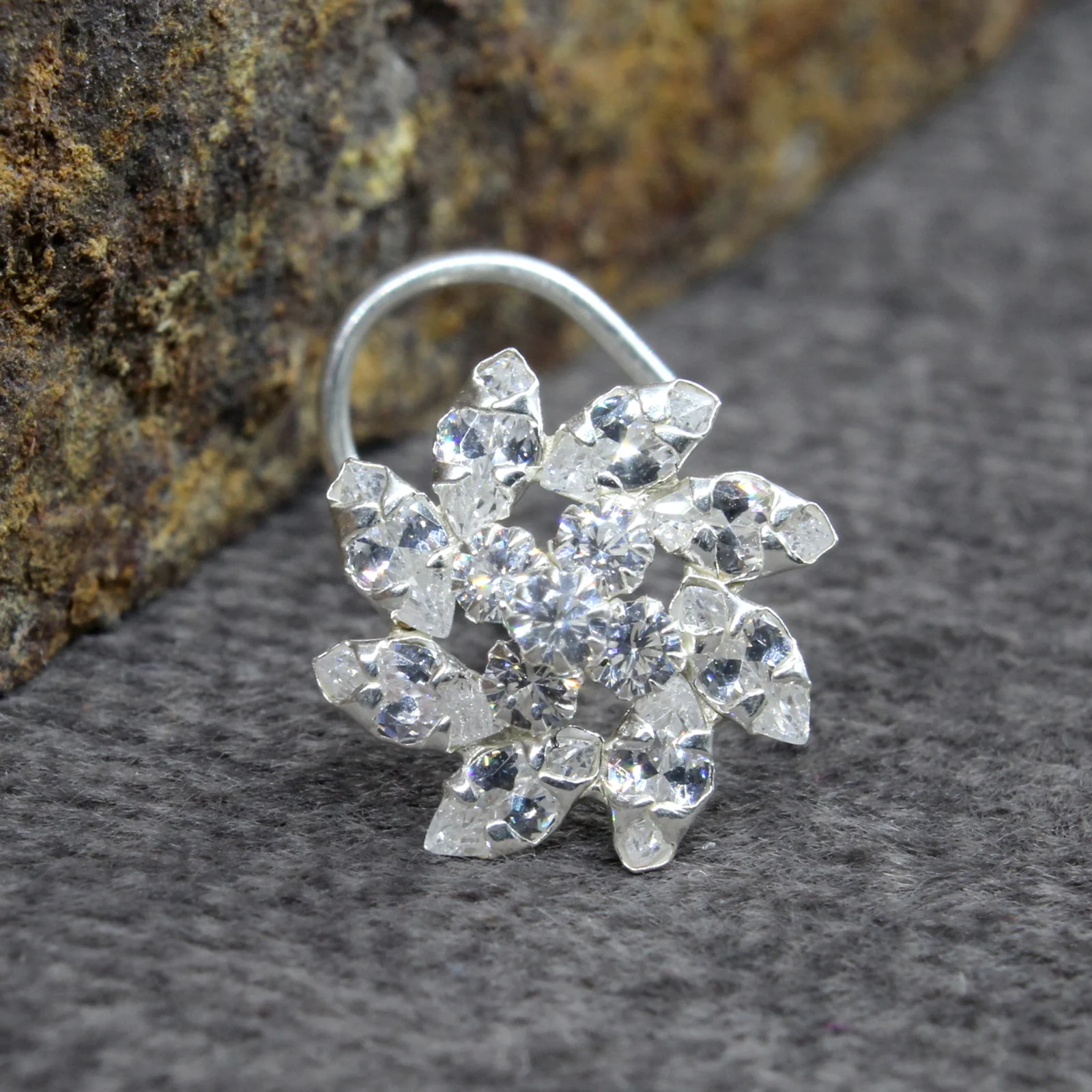 Sun Design Twisted Silver Nose Pin Piercing - Image 5