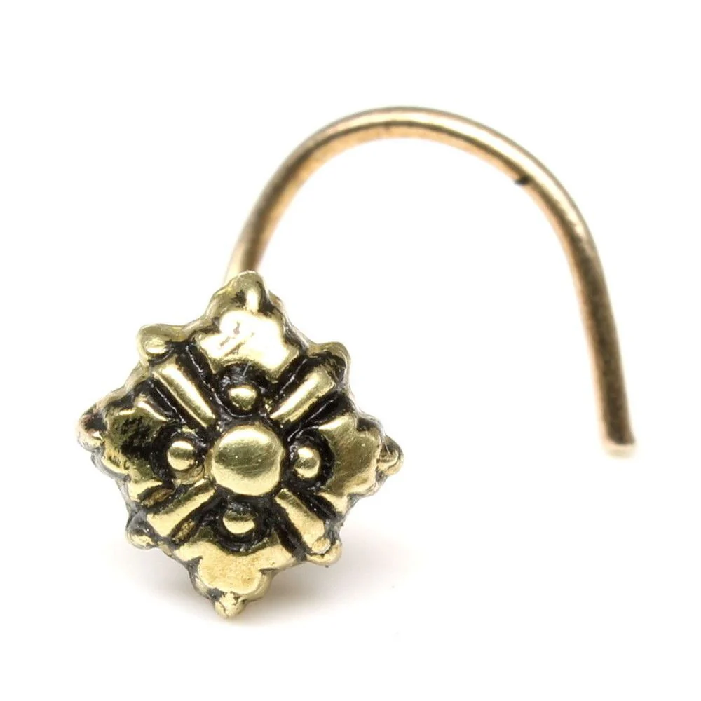 Tiny square-shaped nose stud - Image 2