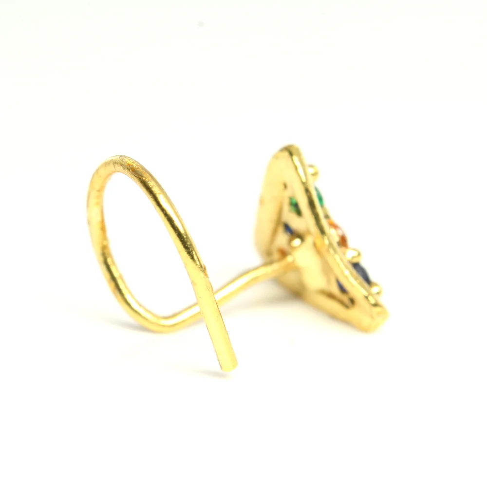 Women triangle corkscrew nose pin - Image 2
